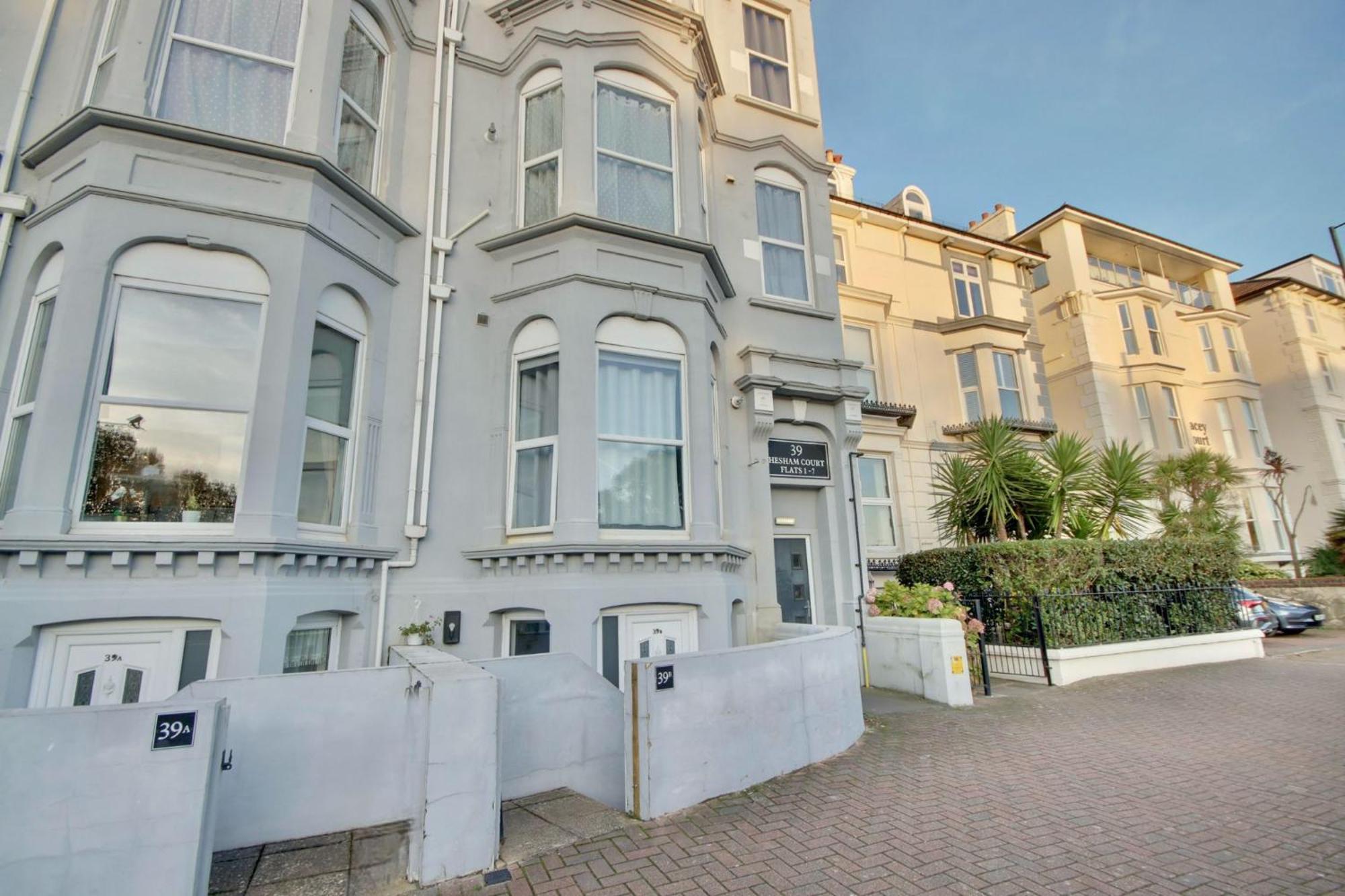 פורטסמות' Southsea Getaway Apartment With Pool Table And Hot Tub מראה חיצוני תמונה